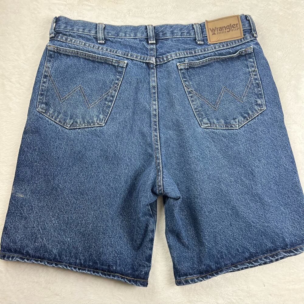Wrangler Rugged Wear Jean Shorts Jorts Men's size 36